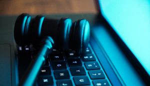 最高法典型案例:“粉丝”多次制造谣言敲诈勒索100万,获刑8年7个月-uusu优素-乐高,模型,3d打印,编程