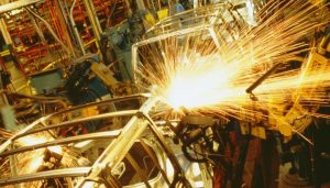 特朗普关税大棒挥向进口车，对墨西哥、加拿大、日本、德国影响最大-uusu优素-乐高,模型,3d打印,编程