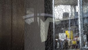 抗议马斯克“干政”，全美多地爆发抵制特斯拉示威活动-uusu优素-乐高,模型,3d打印,编程