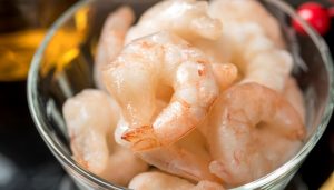 315晚会曝光“保水虾仁”，1斤解冻剩3两，磷酸盐含量超标145%丨3·15特别报道-uusu优素-乐高,模型,3d打印,编程