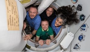 太空滞留9个多月后，美国“流浪”宇航员终于乘飞船返回地球-uusu优素-乐高,模型,3d打印,编程