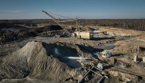 特朗普：很快将与乌克兰签矿产协议，美国还要加速开矿-uusu优素-乐高,模型,3d打印,编程