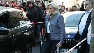 法国老牌政客勒庞被剥夺总统参选资格，欧洲主要极右翼势力接连受打击-uusu优素-乐高,模型,3d打印,编程