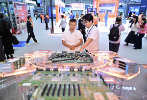 强化软硬件供给，工信部将制定新一轮电子信息制造业稳增长行动方案-uusu优素-乐高,模型,3d打印,编程