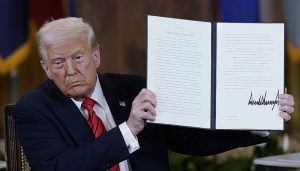 特朗普称或大幅降低对中国关税，外交部这样回应-uusu优素-乐高,模型,3d打印,编程