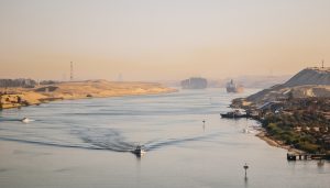 特朗普将手伸向地球另一端，他要让美国船只免费通行苏伊士运河-uusu优素-乐高,模型,3d打印,编程