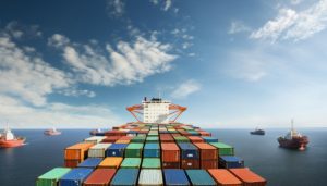 穆迪下调美国港口展望至负面，并预测2025年货运量下降超7%-uusu优素-乐高,模型,3d打印,编程