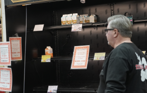 滥施关税让美国自吞苦果，特朗普承认货架变空-uusu优素-乐高,模型,3d打印,编程