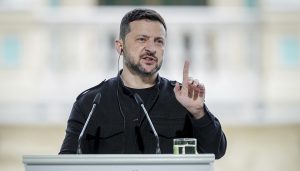 泽连斯基批准美乌矿产协议后，特朗普考虑加入俄乌对话-uusu优素-乐高,模型,3d打印,编程