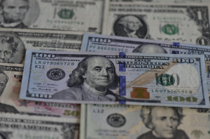 人民币对美元汇率大幅拉升，三大报价全线收复7.20关口-uusu优素-乐高,模型,3d打印,编程