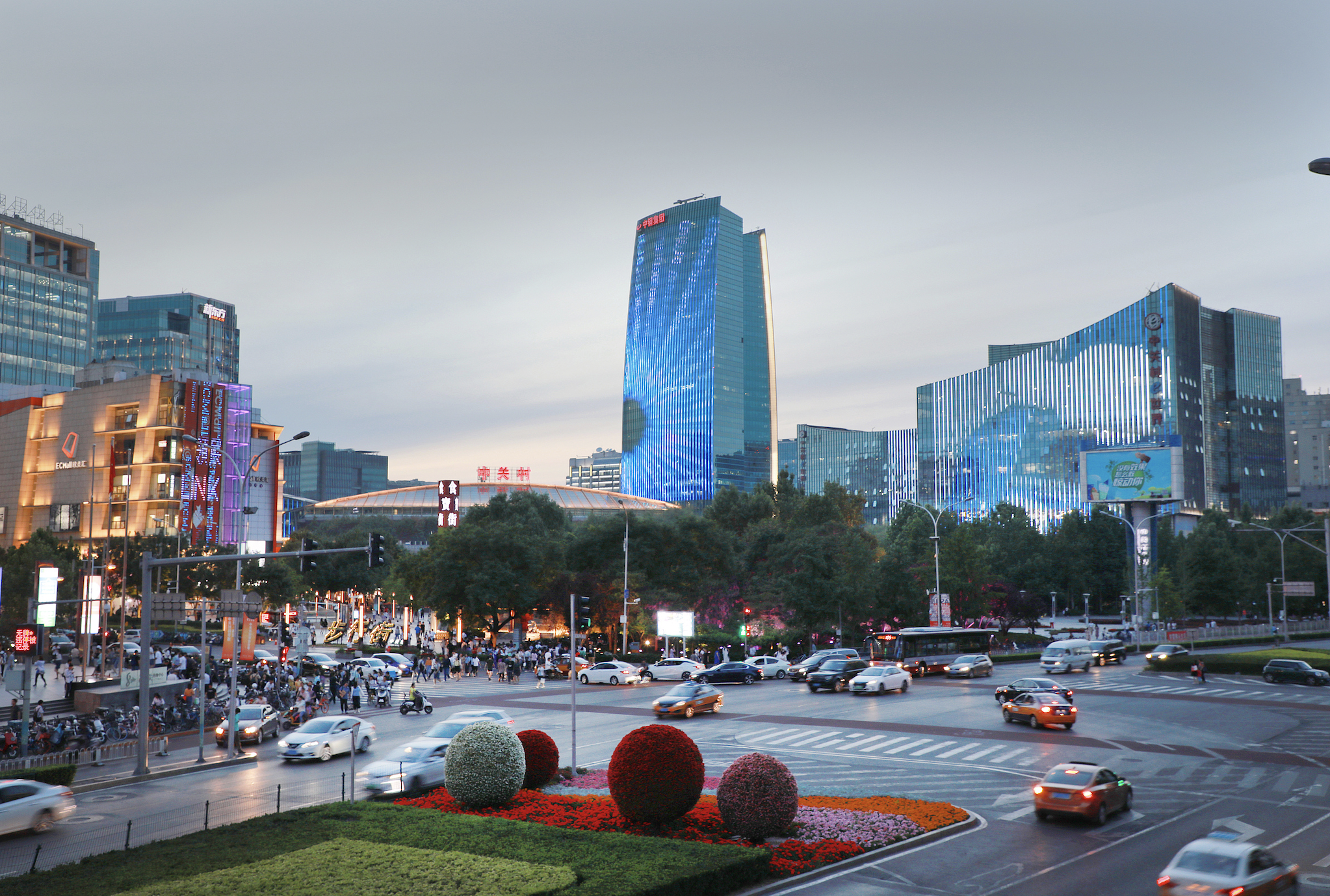 2024年平均工资出炉，城镇非私营单位超12万元，这个行业最有“赚头”-uusu优素-乐高,模型,3d打印,编程
