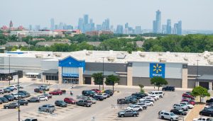 特朗普警告沃尔玛别涨价：去年净挣几十亿，应该自己“吞了关税”-uusu优素-乐高,模型,3d打印,编程