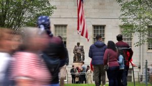 特朗普要求哈佛上交国际生资料：就想知道他们是什么人，这是合理要求-uusu优素-乐高,模型,3d打印,编程