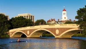 哈佛大学国际生遭遇“禁招令”，全球多所高校抛出橄榄枝-uusu优素-乐高,模型,3d打印,编程