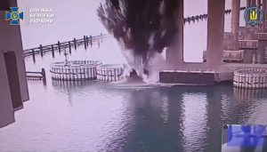 双方同意互换数千具士兵遗体之际，乌克兰袭击克里米亚大桥-uusu优素-乐高,模型,3d打印,编程