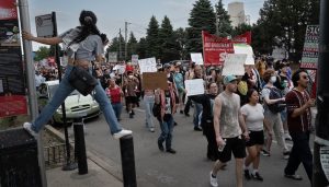 白宫周末阅兵前夕,芝加哥等地酝酿大规模示威-uusu优素-乐高,模型,3d打印,编程
