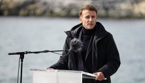 向特朗普释放信号，马克龙访问格陵兰岛-uusu优素-乐高,模型,3d打印,编程