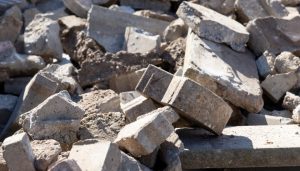 厦蓉高速一高架桥因山体滑坡坍塌，现场无人员伤亡-uusu优素-乐高,模型,3d打印,编程