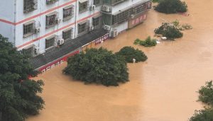 地方新闻精选 | 贵州榕江县城多处低洼地带被淹 四川富顺通报小学食堂排骨发臭调查结果-uusu优素-乐高,模型,3d打印,编程