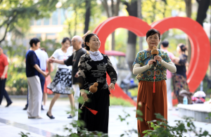 防范私域直播间老年人药品保健品消费风险,两部门发布提示-uusu优素-乐高,模型,3d打印,编程