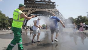 欧洲热浪已致多人死亡，法国300多人送医-uusu优素-乐高,模型,3d打印,编程