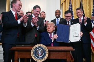 特朗普宣布对日韩等14国征收25%到40%的关税，延长“对等关税”暂缓期至8月1日-uusu优素-乐高,模型,3d打印,编程