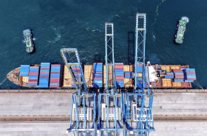 海关总署谈进口下滑：国际贸易政策不确定性、大宗商品价格下跌等因素作用结果-uusu优素-乐高,模型,3d打印,编程