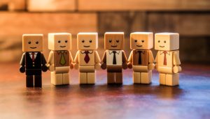 正值高校毕业生离校就业季，人社部：开放求职登记小程序开展精准帮扶-uusu优素-乐高,模型,3d打印,编程