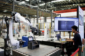 如何破解制造业企业“招人难”、“留人难”问题，人社部出招-uusu优素-乐高,模型,3d打印,编程