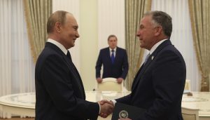 普京与美特使聊了3小时之后，特朗普决定用50%的关税惩罚印度-uusu优素-乐高,模型,3d打印,编程