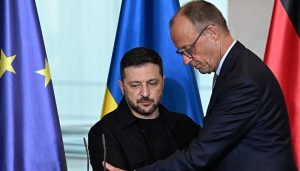 欧洲领导人劝美国不要替乌克兰让出领土，特朗普再警告俄罗斯-uusu优素-乐高,模型,3d打印,编程