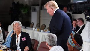 特朗普想“洗牌”美联储决策层，拉加德警告：破坏独立性将引发动荡-uusu优素-乐高,模型,3d打印,编程