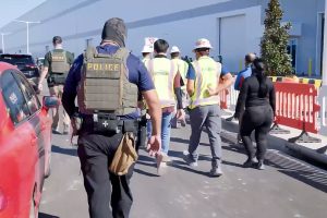 驱赶工人激怒韩国之后，特朗普称不想吓跑外国资本-uusu优素-乐高,模型,3d打印,编程