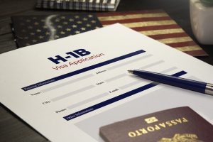 美国H-1B签证新规正式生效,印度IT外包业或最受冲击-uusu优素-乐高,模型,3d打印,编程