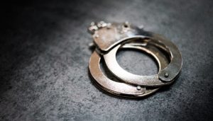 地方新闻精选 | 六盘水一城管局副局长涉犯罪被捕 男子虚构“短剧导演熬夜猝死”被行拘-uusu优素-乐高,模型,3d打印,编程