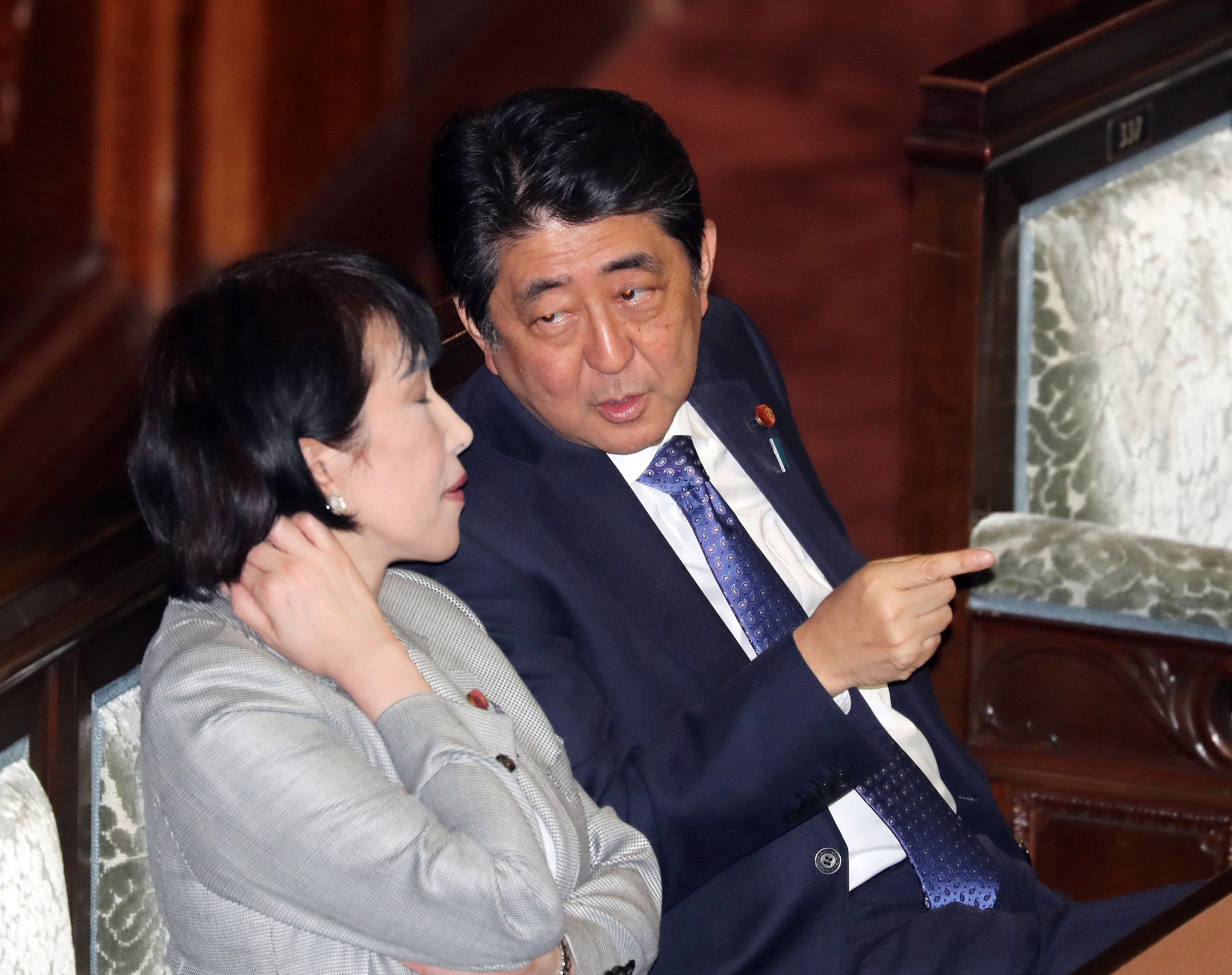 图片[2]-【人物】“安倍女孩”高市早苗：日本首位女首相是如何炼成的?-uusu优素-乐高,模型,3d打印,编程