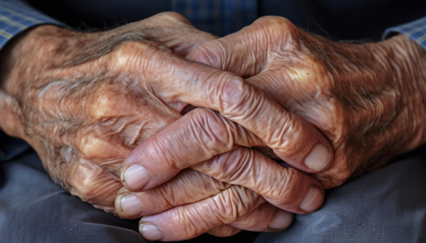 地方新闻精选 | 江苏省去年百岁老人达8811人 四川省教育厅打假7所院校网站-uusu优素-乐高,模型,3d打印,编程